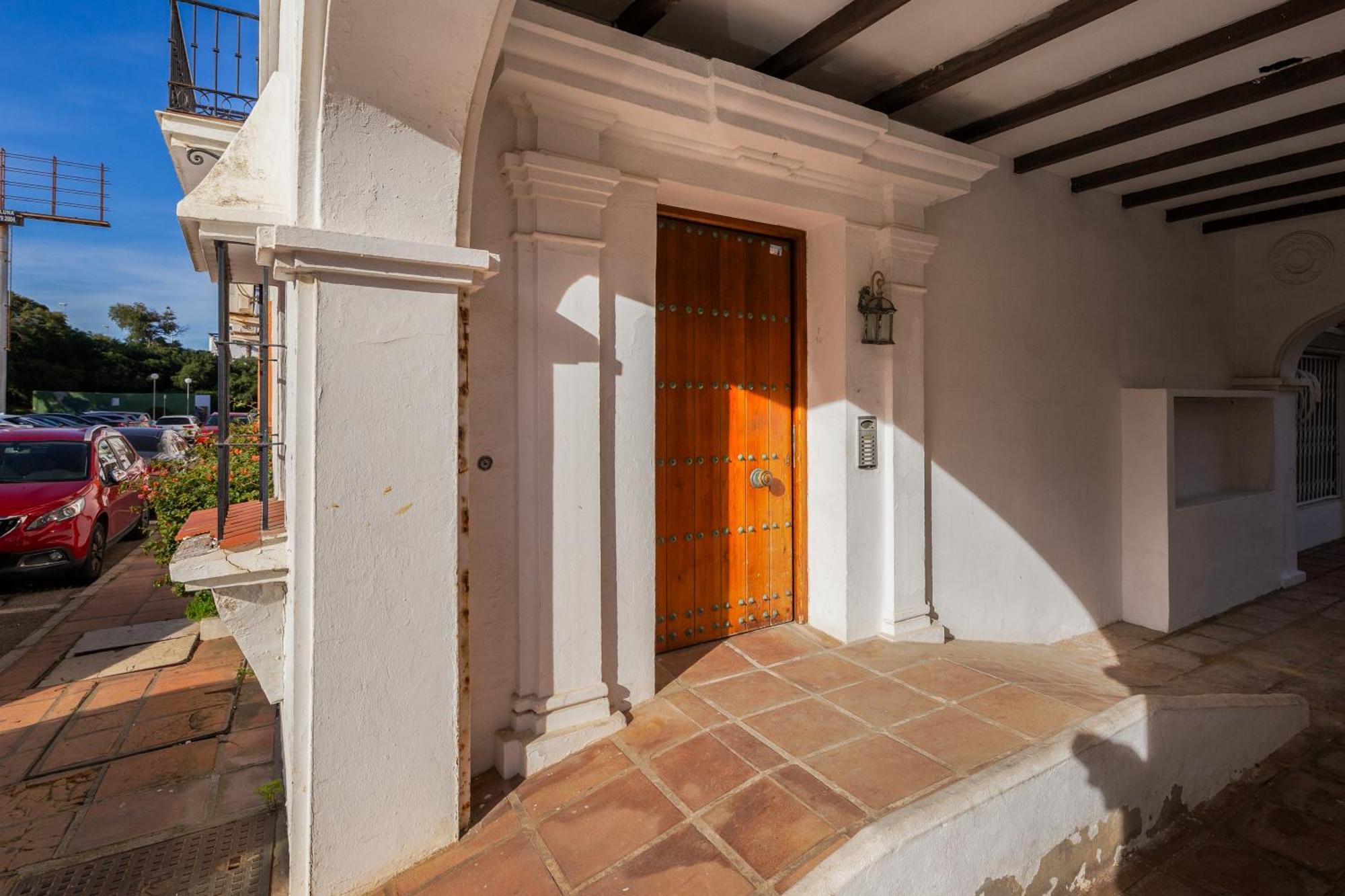 Duquesa Port Studio Apartment - Bright Sunlit Terrace Manilva Extérieur photo